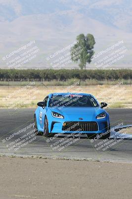 media/Sep-15-2024-Speed Ventures (Sun) [[7a54f7ed2f]]/86 Group/Session 1 (Outside Grapevine)/